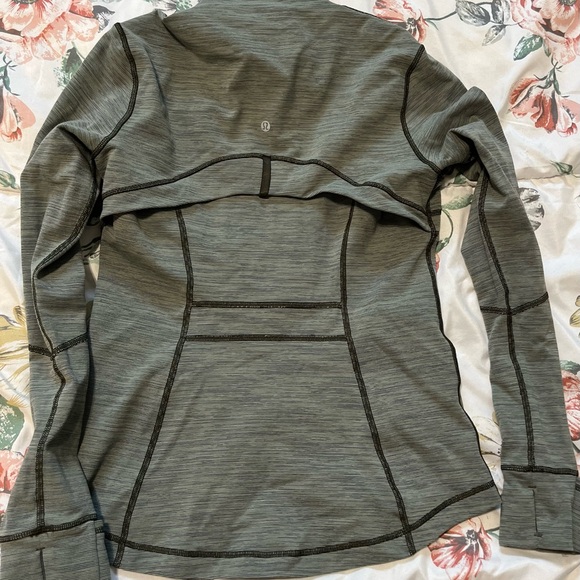 Lululemon Define Jacket Size 10 - Picture 3 of 4